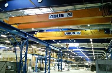 Ponts roulants bipoutre ABUS ZLK dans l'usine Samsung en Pologne