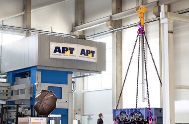 Pont roulant bipoutre ZLK d'une capacité de 32 tonnes fabriqué par AP&T